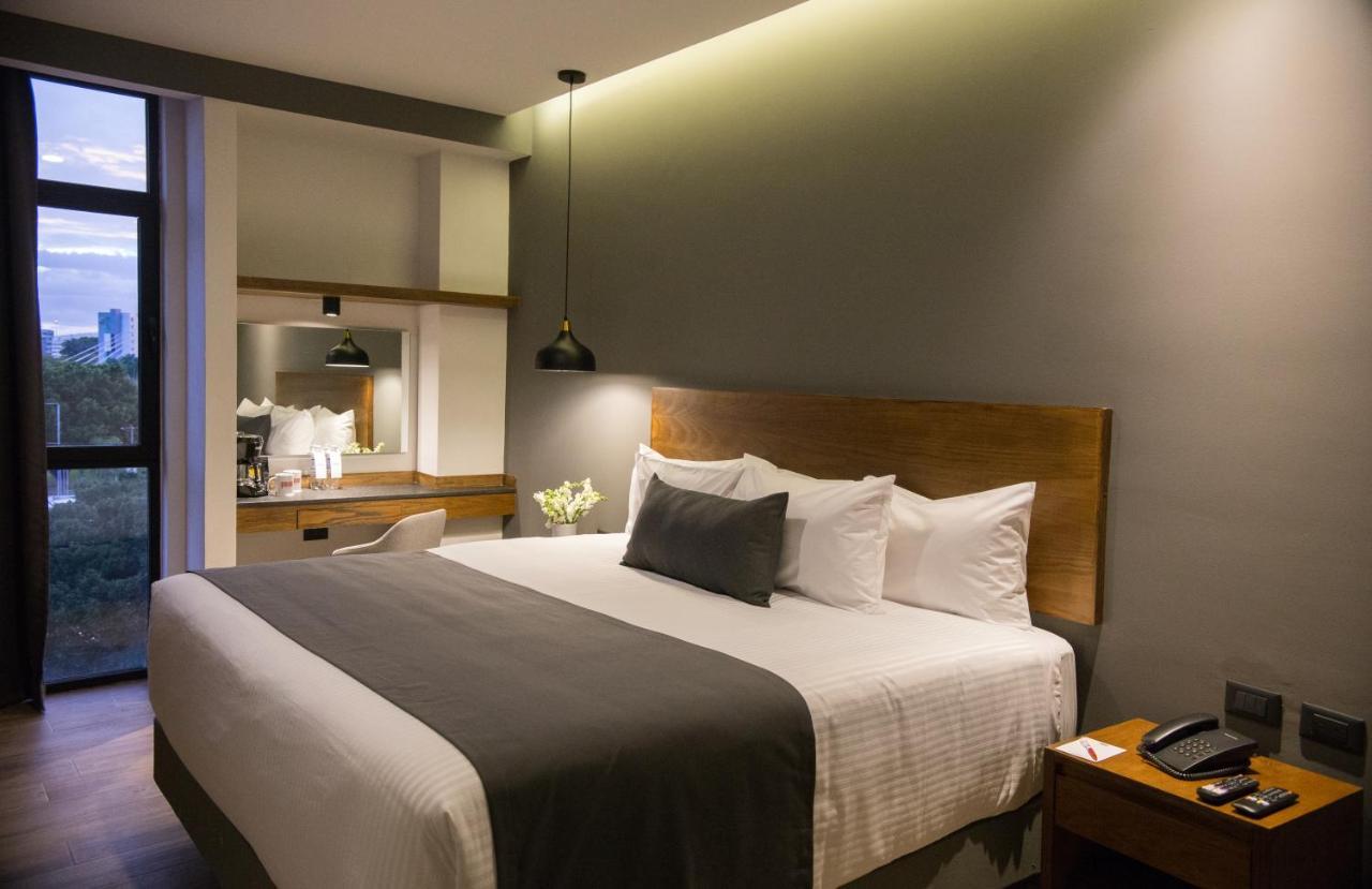 Gumont Guadalajara Lopez Mateos - Minerva Hotell Exteriör bild