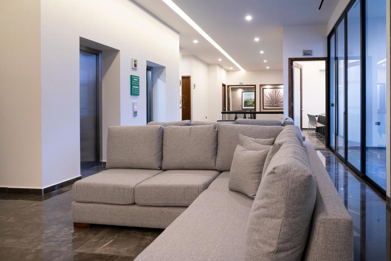 Gumont Guadalajara Lopez Mateos - Minerva Hotell Exteriör bild