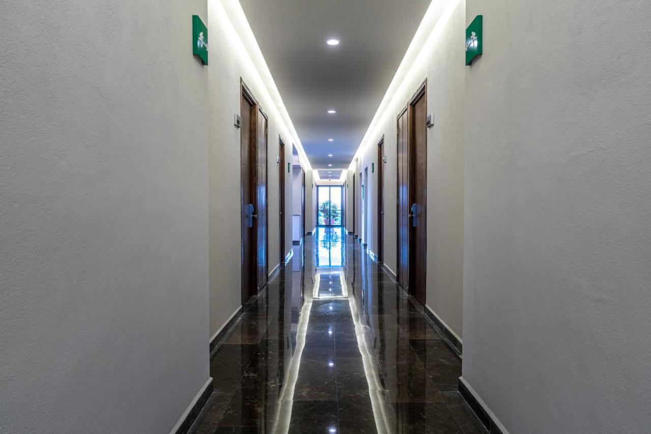 Gumont Guadalajara Lopez Mateos - Minerva Hotell Exteriör bild